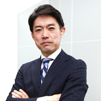 とくに　だいすけ